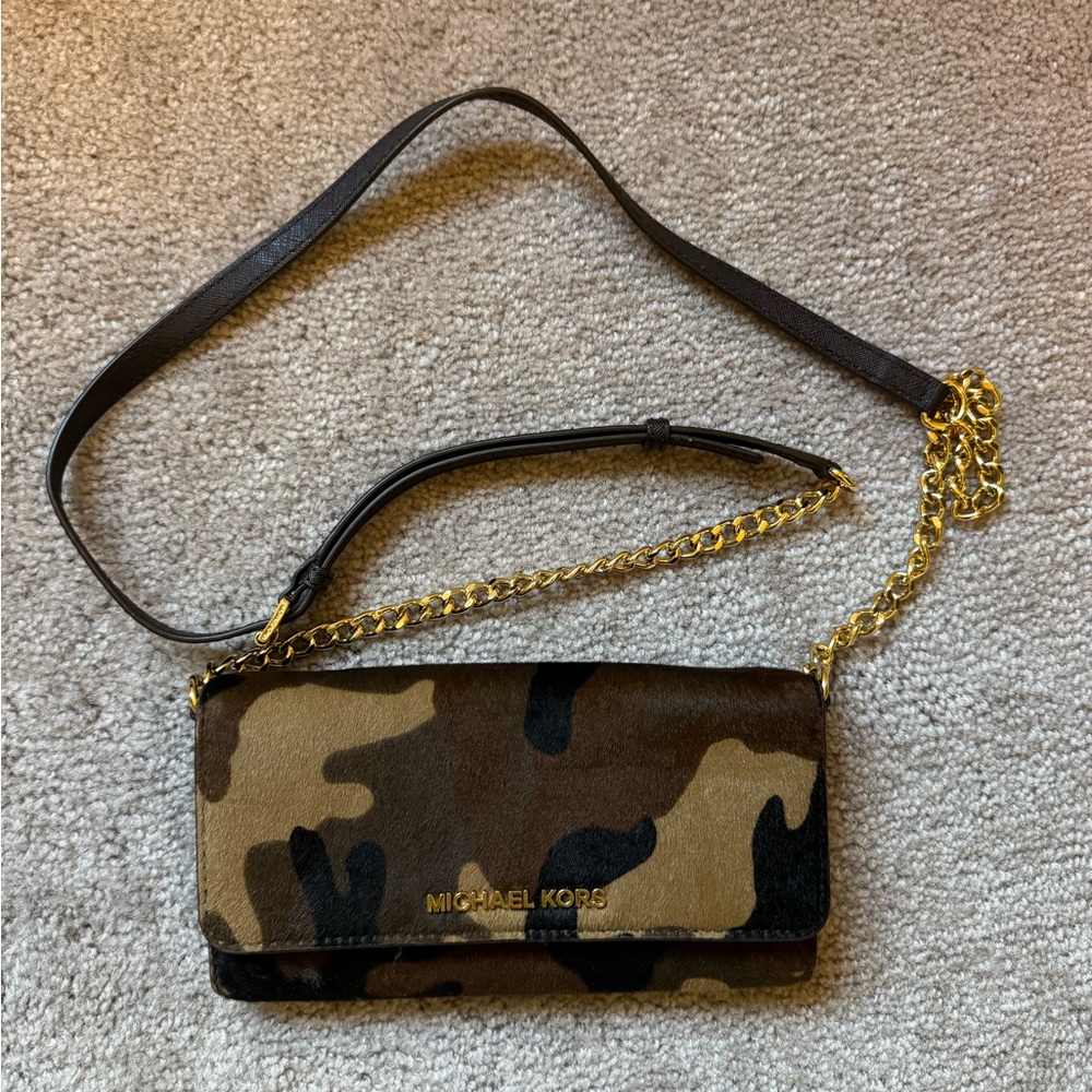 Michael Kors Wallet on Chain (removable) in Camouflage Calf Hair - Picture 1 of 10
